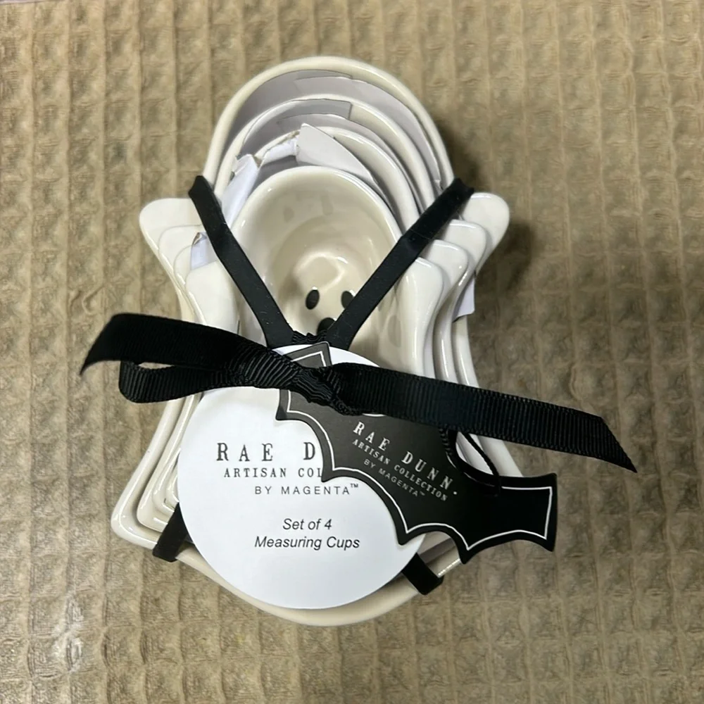 NWT Rae Dunn Ghost Measuring Cups Set of 4 Halloween Kitchen Baking Decor